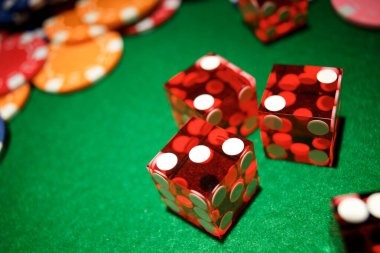 Live dealer hosting Ninja vs Samurai game at rajabandot super studio